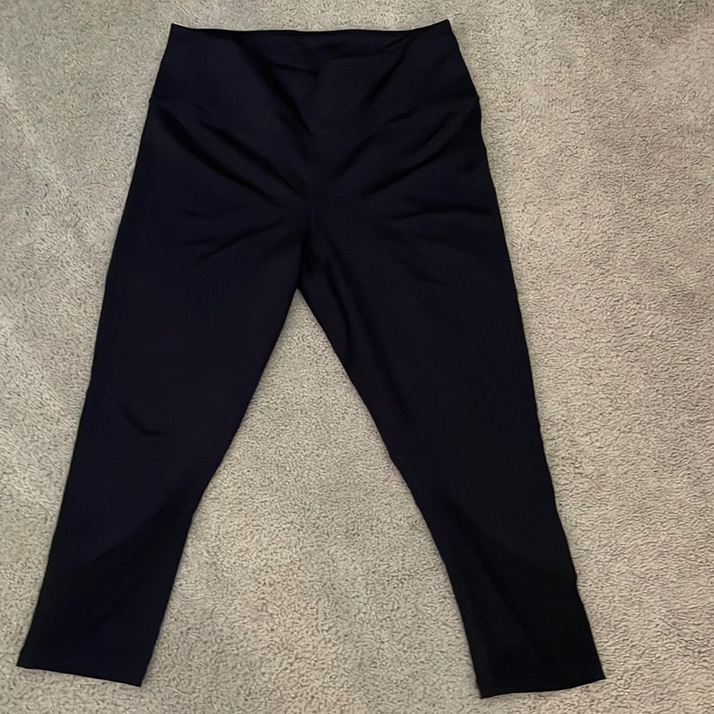 Zella black capris